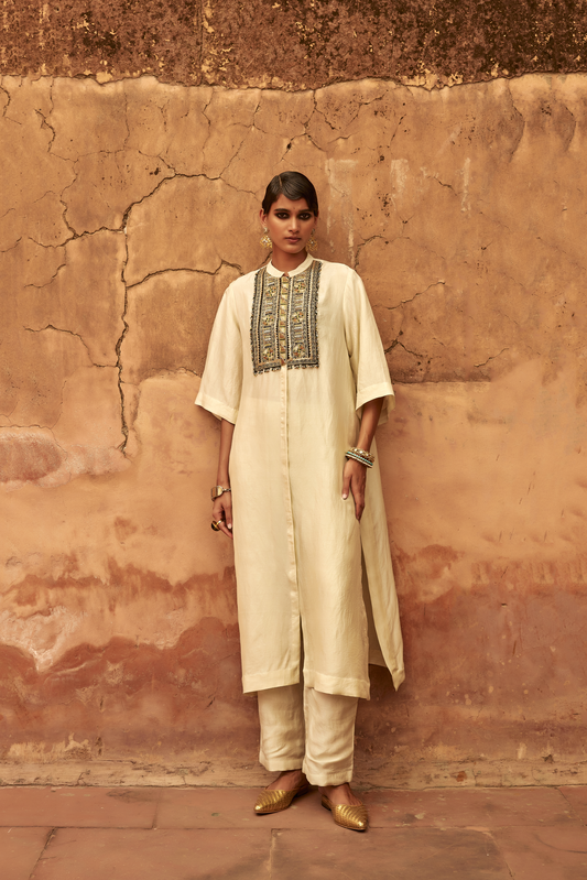 Ivory Kurta