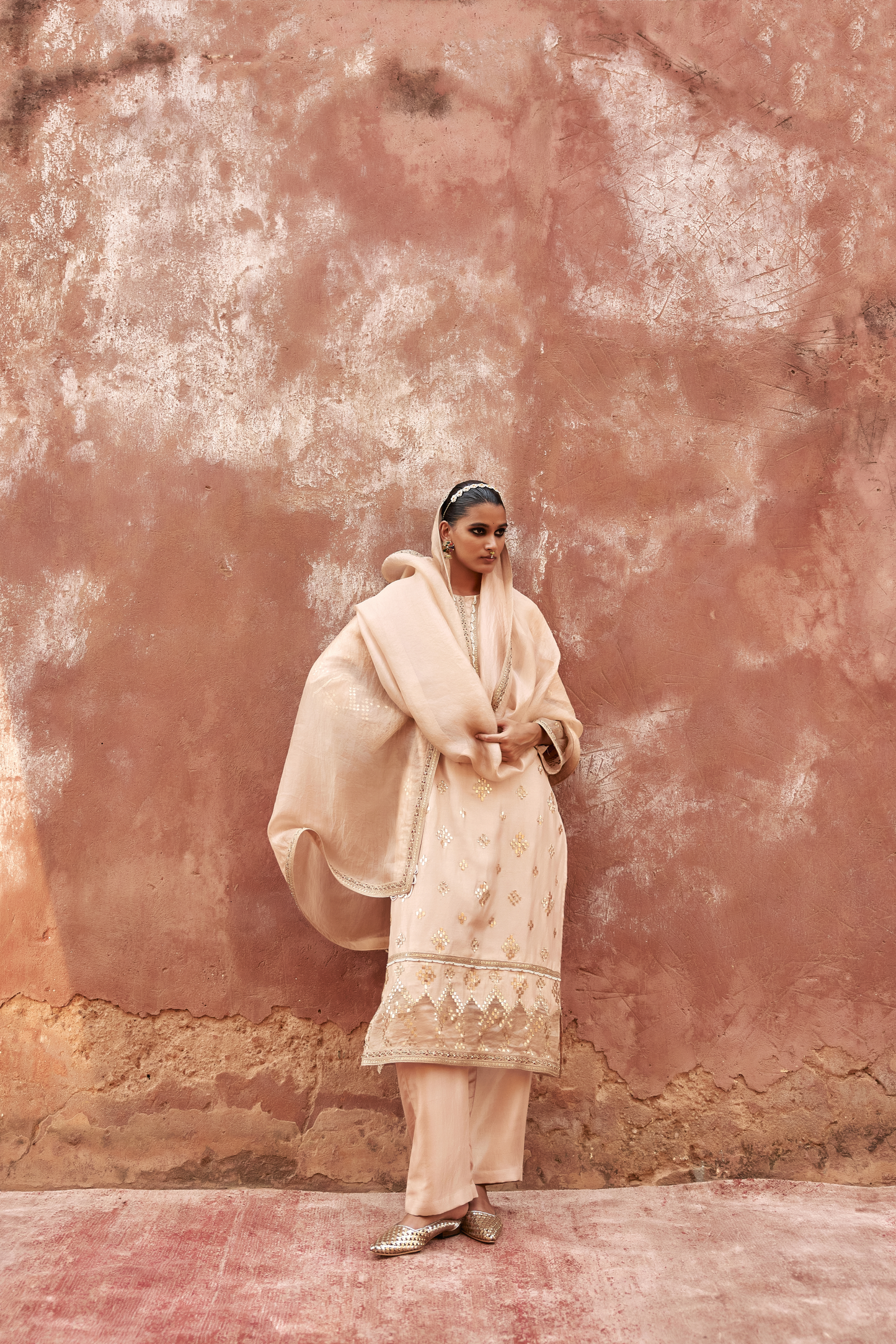 Chanderi Copper Geometric Gota Kurta Set