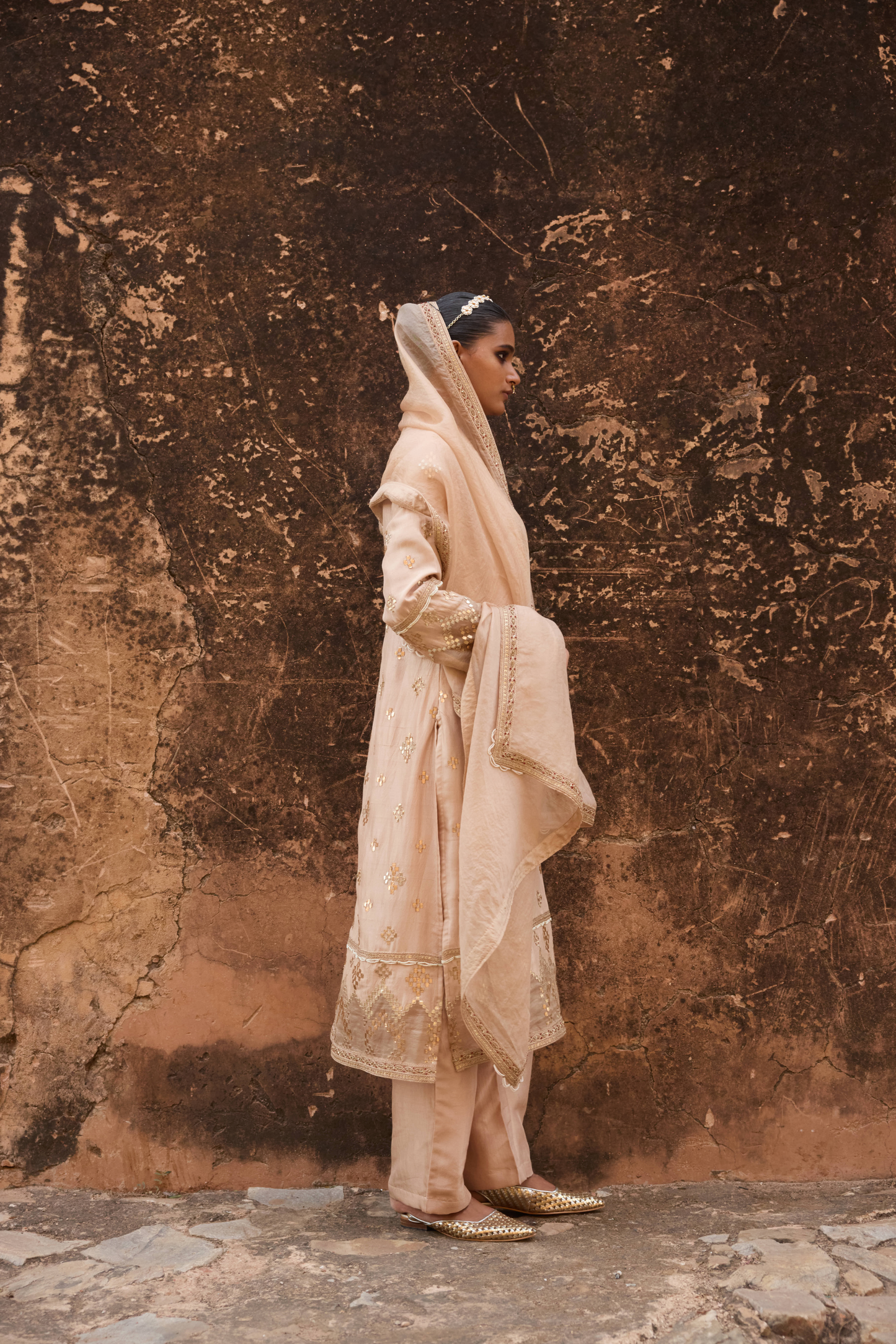 Chanderi Copper Geometric Gota Kurta Set