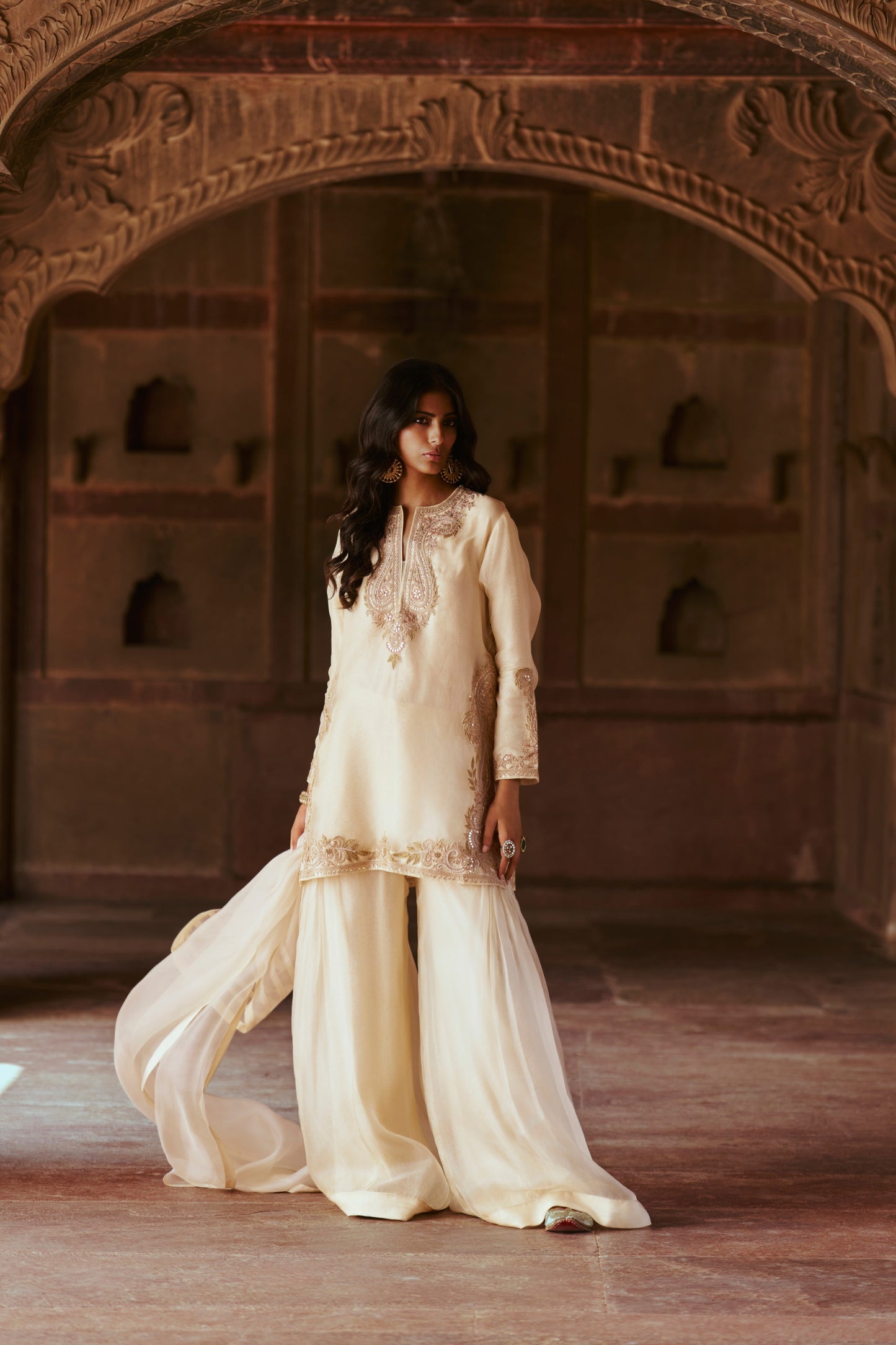 Ivory Sharara Set