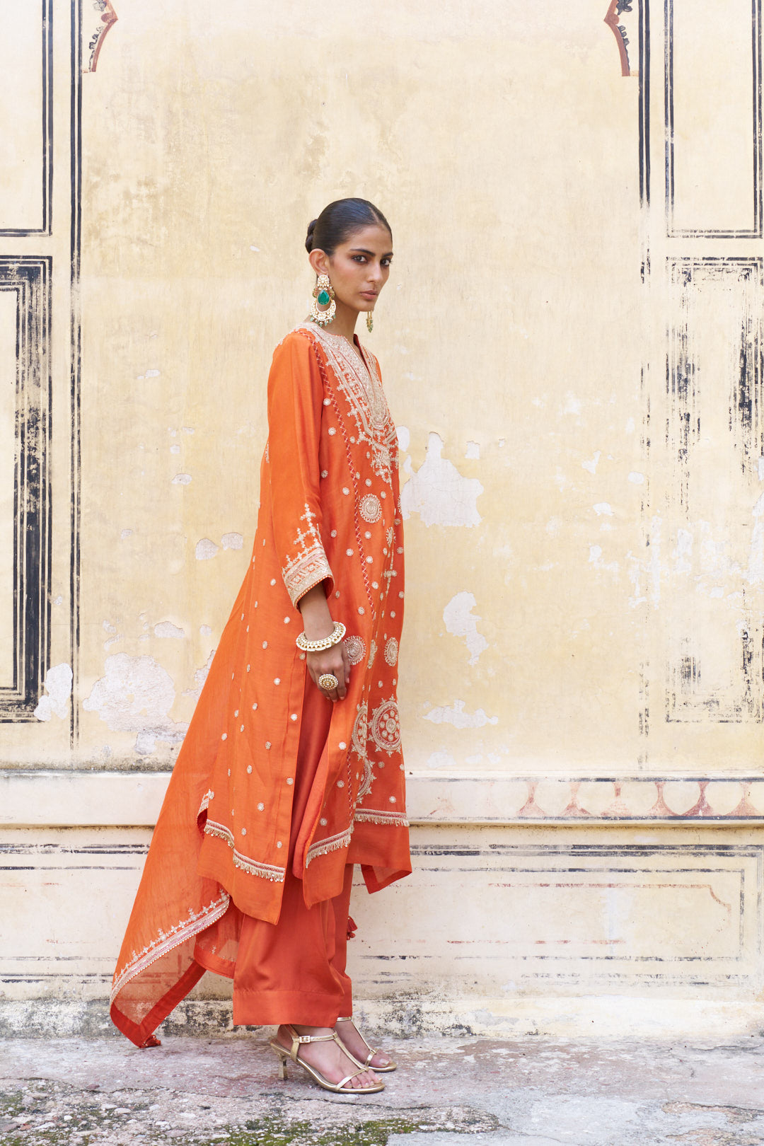 Kesariya Moon Kurta Set