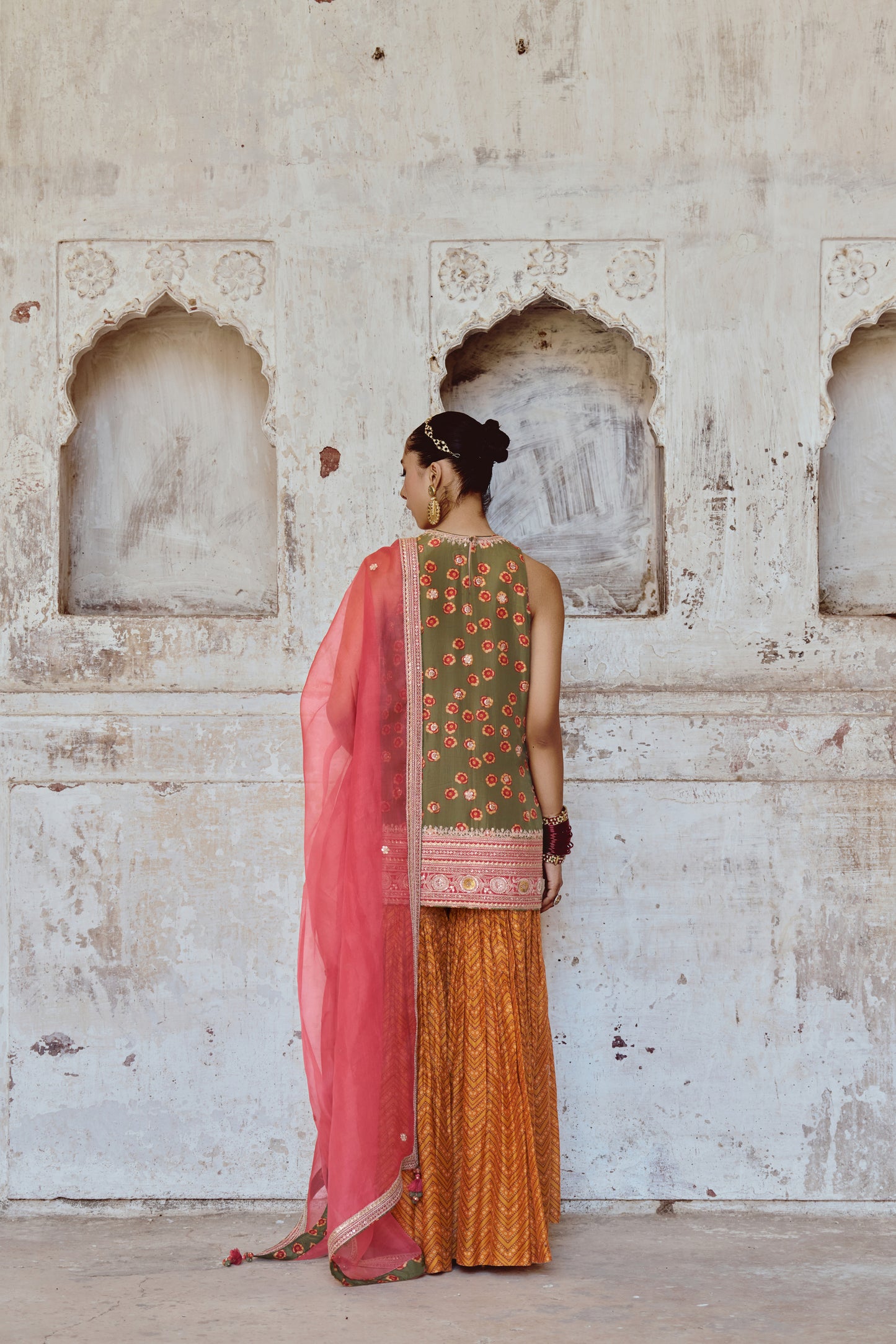Preet Sharara Set