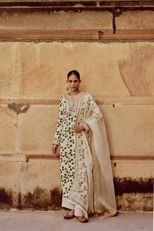 Leher Ivory Straight kurta Set