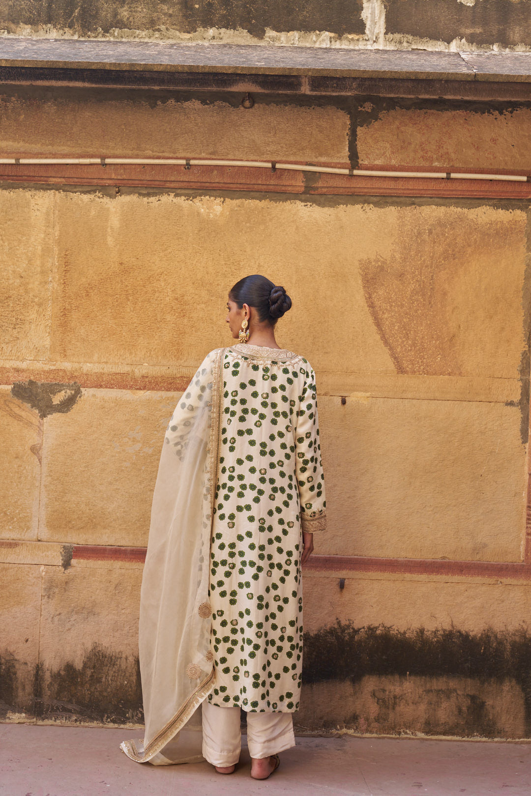 Leher Ivory Straight kurta Set