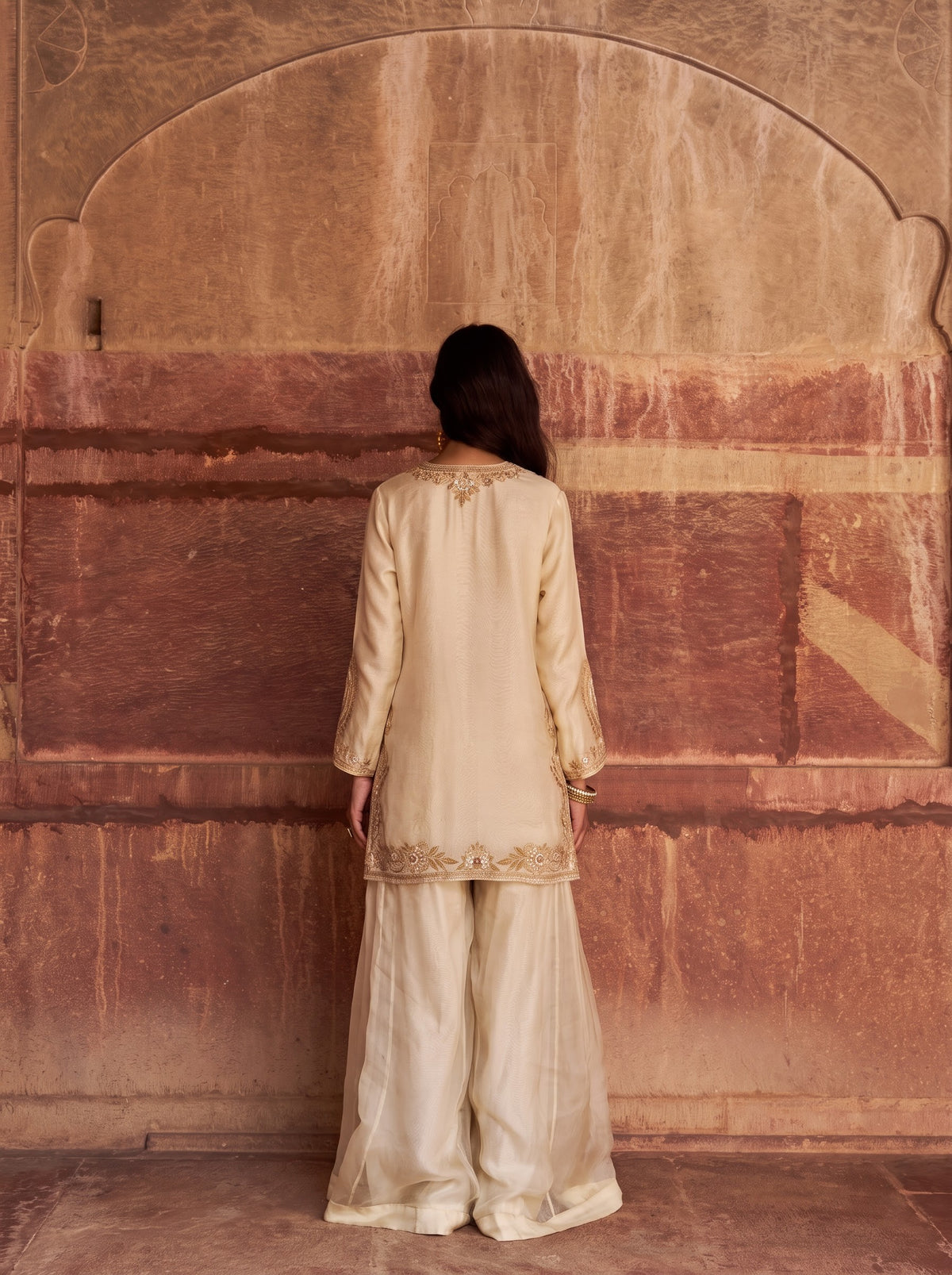 Ivory Sharara Set